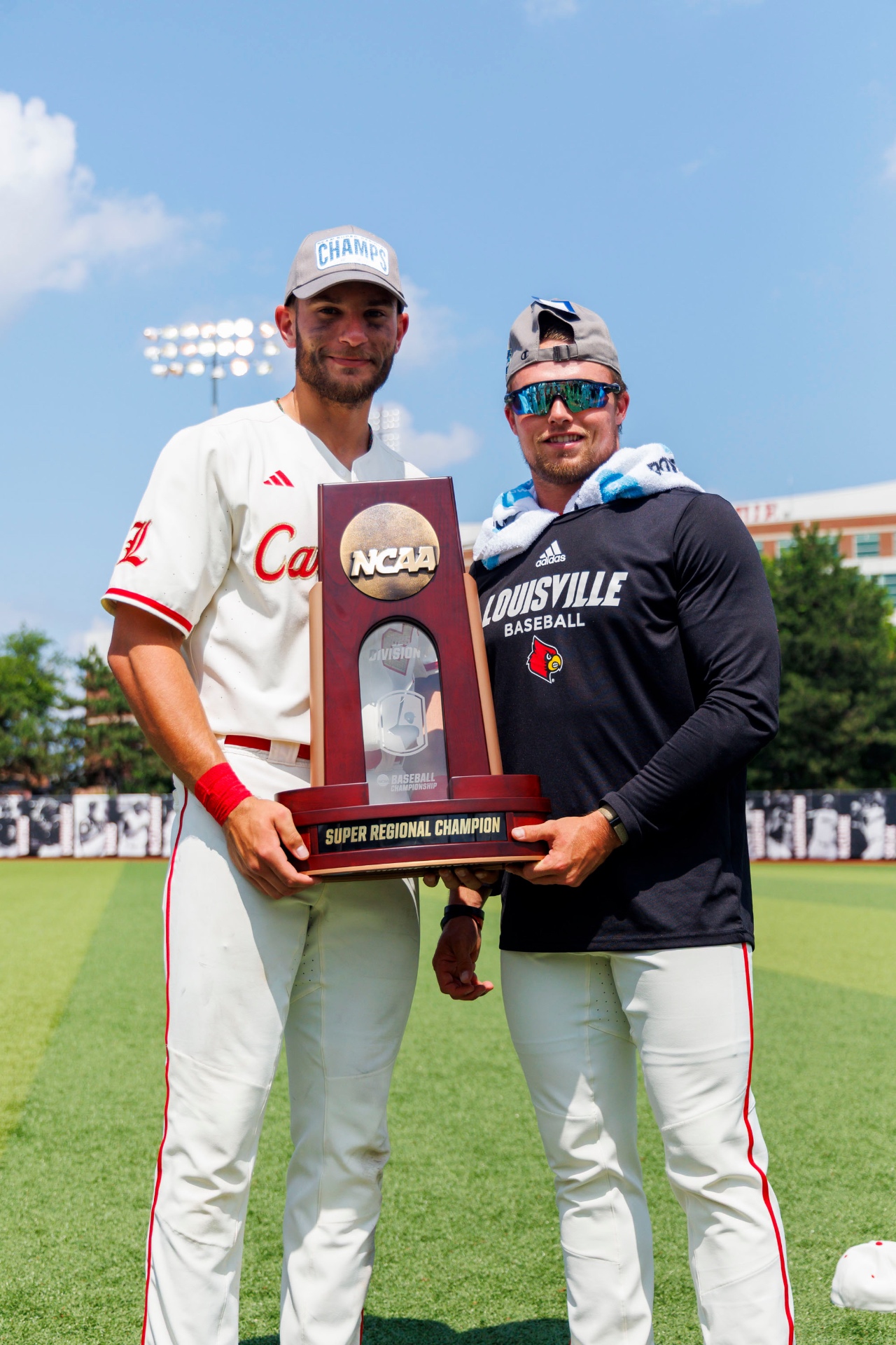 Dylan Hoy with NCAA Super Regional Champion trophy